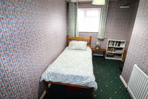 Bedroom- click for photo gallery